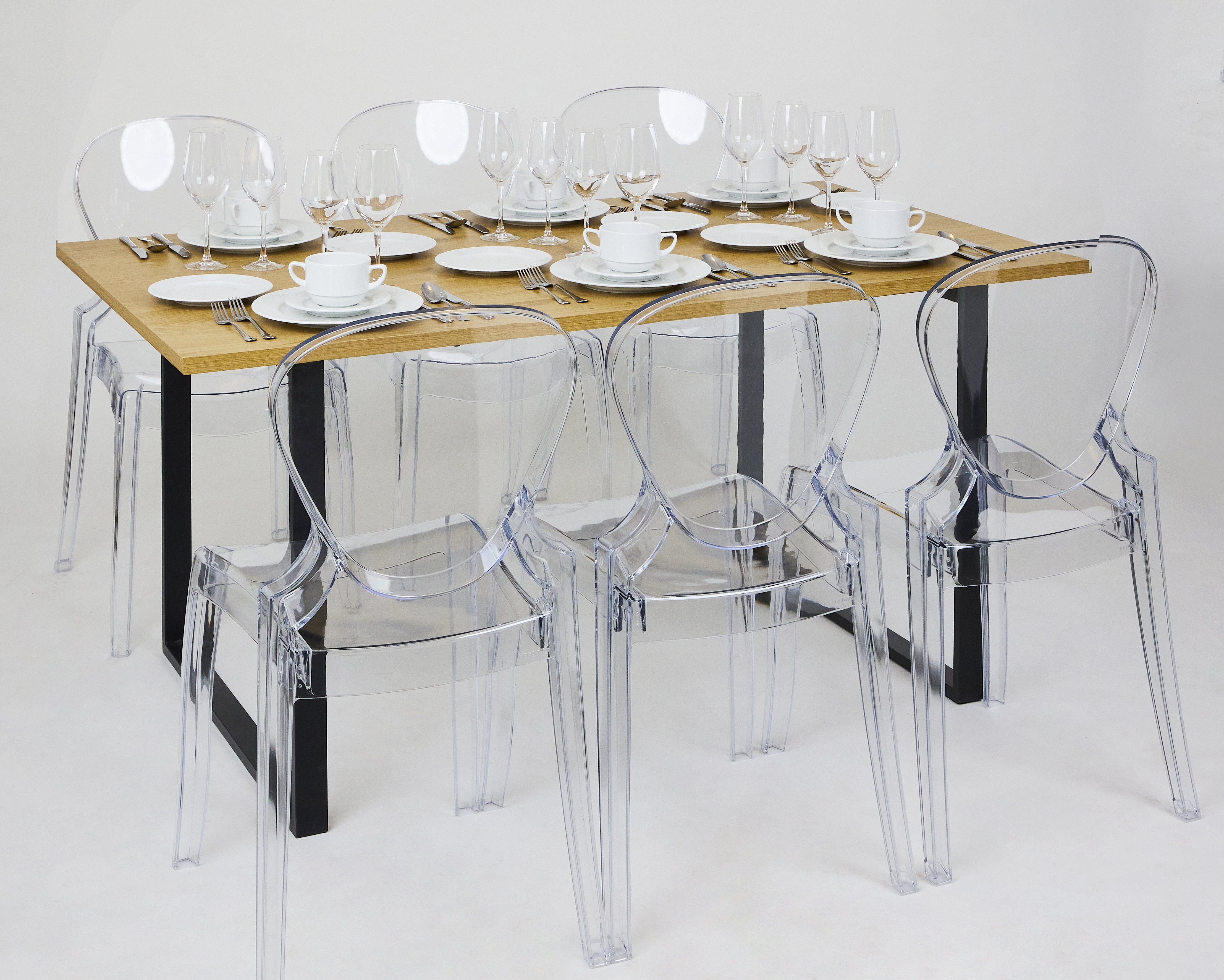 Albero asztal/Queen szék/Teríték